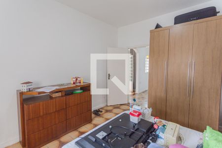 Quarto 2 de casa para alugar com 2 quartos, 120m² em Santa Tereza, Belo Horizonte
