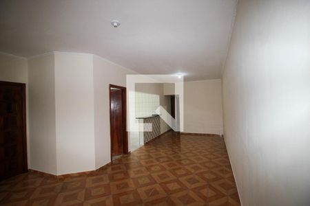 Casa para alugar com 3 quartos, 194m² em Jardim Vera Cruz, Sorocaba