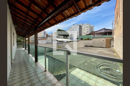 Casa à venda com 3 quartos, 380m² em Fernão Dias, Belo Horizonte