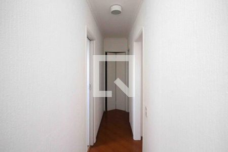 Corredor de apartamento para alugar com 4 quartos, 64m² em Vila Ema, São Paulo