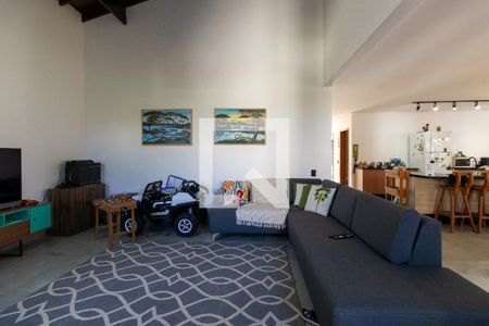 Sala de casa para alugar com 4 quartos, 300m² em Gramado, Cotia