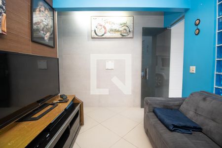 Sala de casa para alugar com 2 quartos, 250m² em Granja Verde, Contagem
