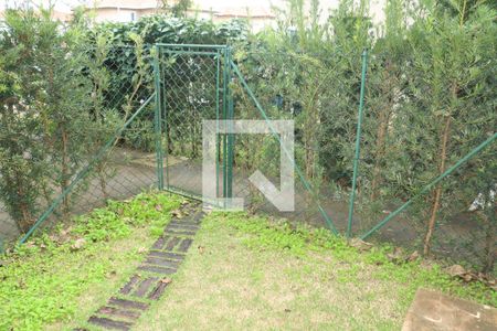Casa de Condomínio para alugar com 2 quartos, 50m² em Chácara Belverde, Cotia