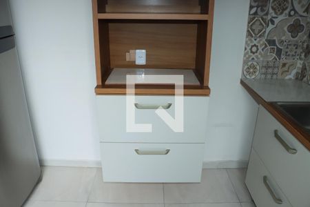 Casa de Condomínio para alugar com 2 quartos, 50m² em Chácara Belverde, Cotia