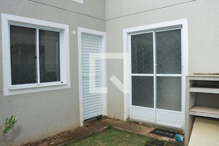 Casa de Condomínio para alugar com 2 quartos, 50m² em Chácara Belverde, Cotia