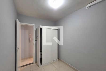 Quarto 1  de apartamento para alugar com 2 quartos, 57m² em Parque das Camelias, Campinas