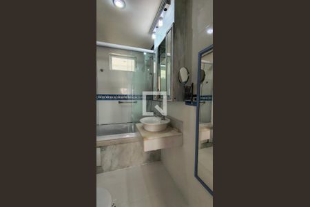 Banheiro da Suíte 1 de apartamento para alugar com 3 quartos, 220m² em Recreio dos Bandeirantes, Rio de Janeiro