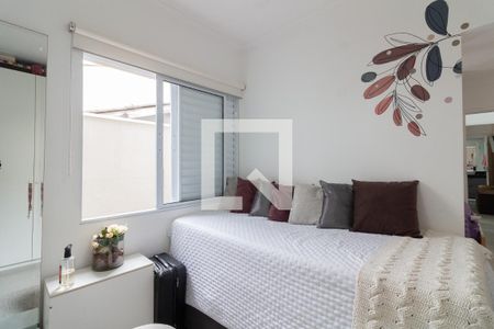 Quarto 2 de casa para alugar com 3 quartos, 80m² em Parque Continental, São Paulo