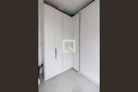 Quarto 2 de casa para alugar com 3 quartos, 80m² em Parque Continental, São Paulo