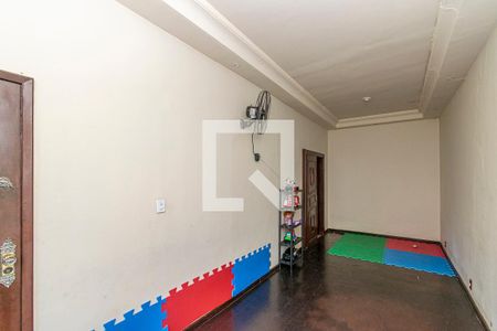 Casa frente - Sala de casa à venda com 5 quartos, 560m² em Penha Circular, Rio de Janeiro