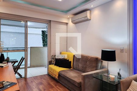 Sala  de apartamento à venda com 2 quartos, 78m² em Grajaú, Rio de Janeiro
