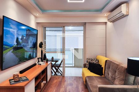 Sala  de apartamento à venda com 2 quartos, 78m² em Grajaú, Rio de Janeiro