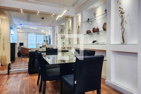 Sala  de apartamento à venda com 2 quartos, 78m² em Grajaú, Rio de Janeiro