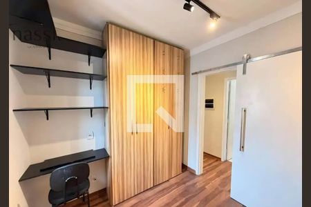 Quarto de apartamento para alugar com 3 quartos, 67m² em Jardim Sao Pedro, Mogi das Cruzes