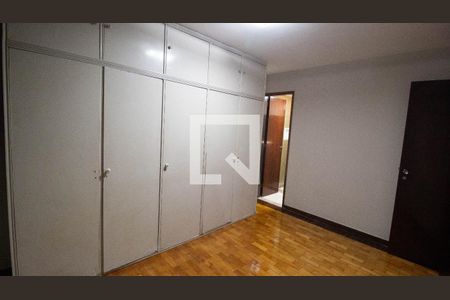  Suíte de apartamento para alugar com 2 quartos, 240m² em Icaraí, Niterói