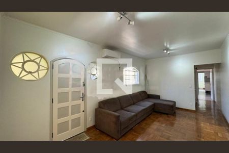 Casa à venda com 3 quartos, 136m² em Jardim Ernestina, São Paulo