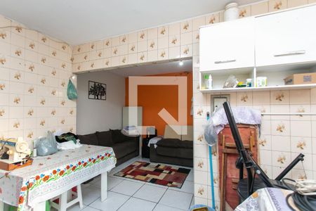 Cozinha  de apartamento à venda com 3 quartos, 64m² em Conjunto Residencial José Bonifácio, São Paulo