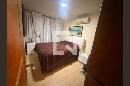 Quarto de casa de condomínio à venda com 3 quartos, 420m² em Jardim Peri, São Paulo