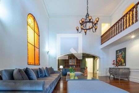Casa à venda com 3 quartos, 564m² em Jardim Leonor, São Paulo