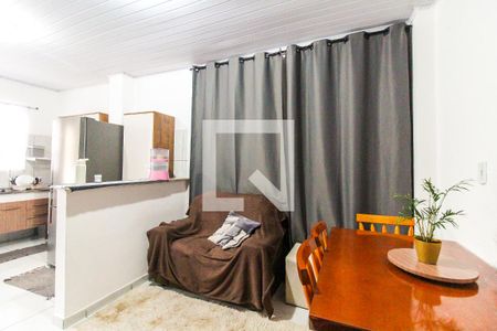 Sala de casa para alugar com 2 quartos, 115m² em Vila Sao Geraldo, São Paulo