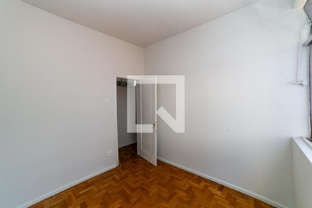 Quarto 2 de apartamento para alugar com 2 quartos, 70m² em Funcionários, Belo Horizonte
