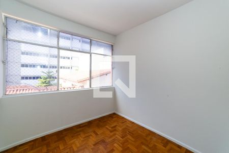 Quarto 2 de apartamento para alugar com 2 quartos, 70m² em Funcionários, Belo Horizonte