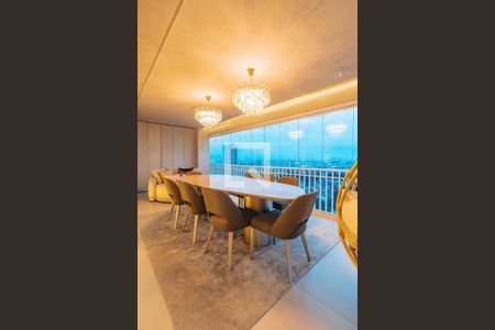 Apartamento à venda com 3 quartos, 310m² em Vila Albertina, São Paulo