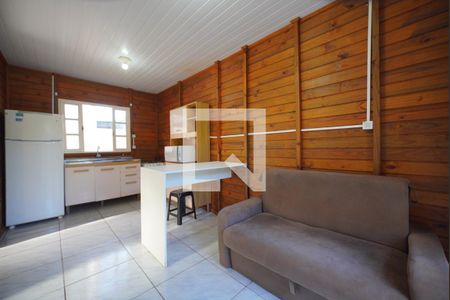 Sala/Cozinha de casa para alugar com 2 quartos, 70m² em Campeche Central, Florianópolis