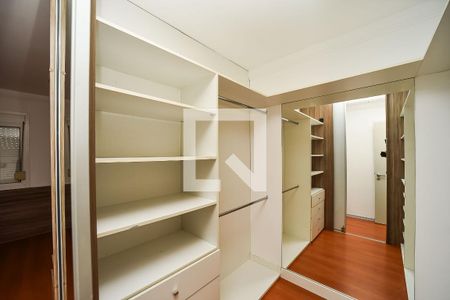 Closet da Suíte 1 de apartamento à venda com 2 quartos, 65m² em Bela Vista, Porto Alegre