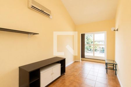 Quarto 1 de casa para alugar com 4 quartos, 520m² em Guarujá, Porto Alegre