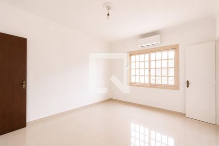 Quarto 3 de casa para alugar com 4 quartos, 520m² em Guarujá, Porto Alegre