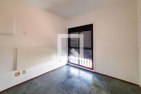 Suite de apartamento à venda com 2 quartos, 74m² em Cambuí, Campinas