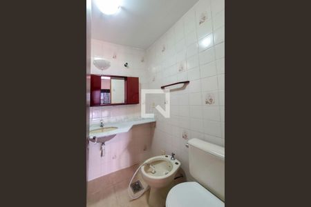 Banheiro da Suíte de apartamento à venda com 2 quartos, 74m² em Cambuí, Campinas
