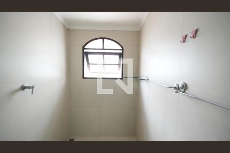 Casa para alugar com 4 quartos, 380m² em Vila Eldizia, Santo André
