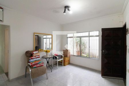 Sala de casa à venda com 3 quartos, 140m² em Jardim Rosa Maria, São Paulo