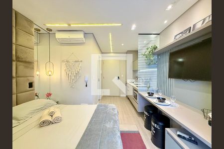 Quarto de kitnet/studio à venda com 1 quarto, 22m² em Jardim das Acacias, São Paulo