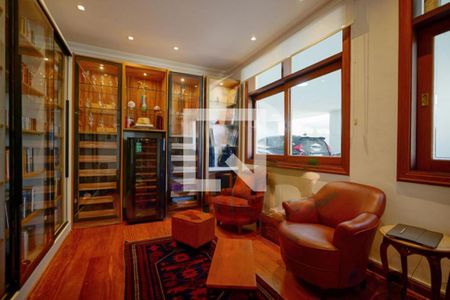 Casa à venda com 4 quartos, 446m² em Jardim Cordeiro, São Paulo