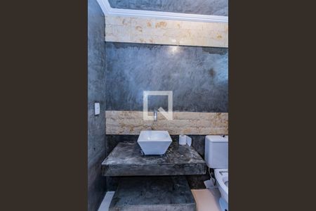 Lavabo de casa para alugar com 3 quartos, 180m² em Parque Sao Domingos, São Paulo