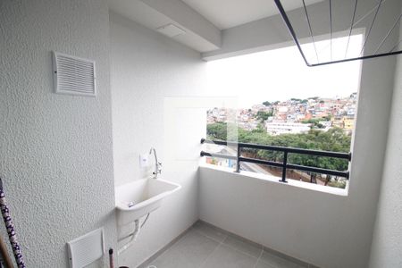 Sala /  Cozinha - Varanda de apartamento para alugar com 2 quartos, 42m² em Limão, São Paulo