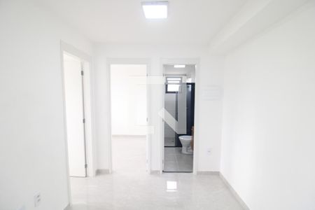 Sala / Cozinha de apartamento para alugar com 2 quartos, 42m² em Limão, São Paulo