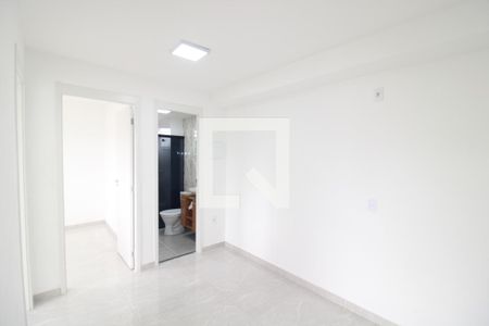 Sala / Cozinha de apartamento para alugar com 2 quartos, 42m² em Limão, São Paulo