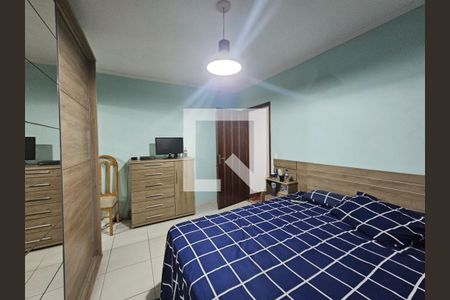 Quarto de casa à venda com 3 quartos, 225m² em Vila Luzita, Santo André