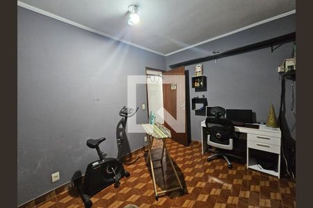 Quarto de casa à venda com 3 quartos, 225m² em Vila Luzita, Santo André