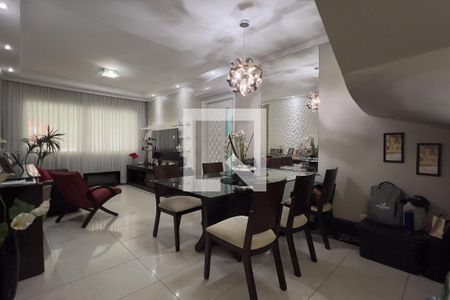 Sala de casa à venda com 3 quartos, 197m² em Vila Moreira, Guarulhos