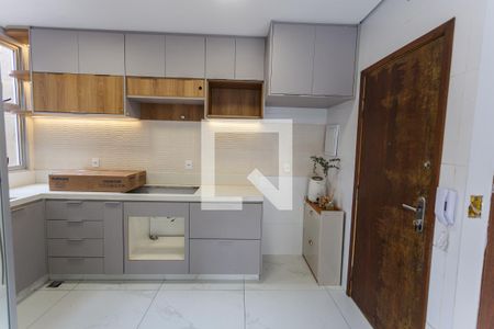 Cozinha de apartamento para alugar com 3 quartos, 86m² em Graça, Belo Horizonte