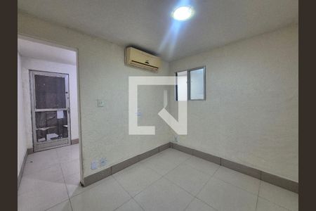 Apartamento para alugar com 1 quarto, 50m² em Vargem Pequena, Rio de Janeiro