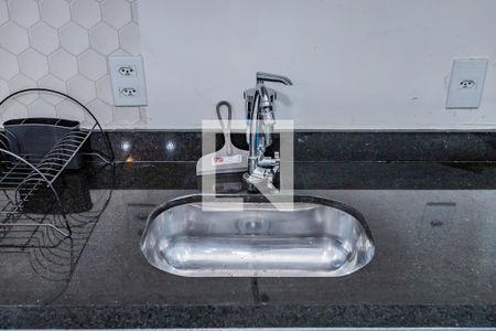 Sala, cozinha e área de serviço de apartamento para alugar com 2 quartos, 35m² em Vila Pirituba, São Paulo
