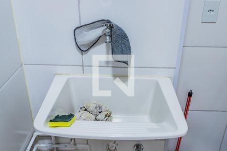 Sala, cozinha e área de serviço de apartamento para alugar com 2 quartos, 35m² em Vila Pirituba, São Paulo