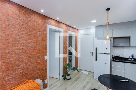 Sala, cozinha e área de serviço de apartamento para alugar com 2 quartos, 35m² em Vila Pirituba, São Paulo