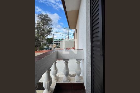 Sacada - Quarto  de casa à venda com 2 quartos, 114m² em Ferrazópolis, São Bernardo do Campo